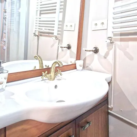 2 Bedrooms House At * Villar de Corneja