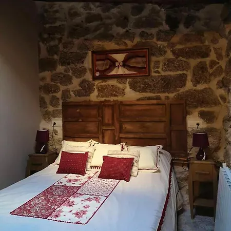 2 Bedrooms House At * Villar de Corneja